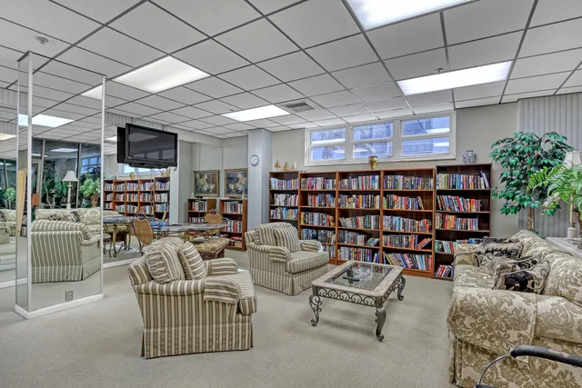 a view of a entryway