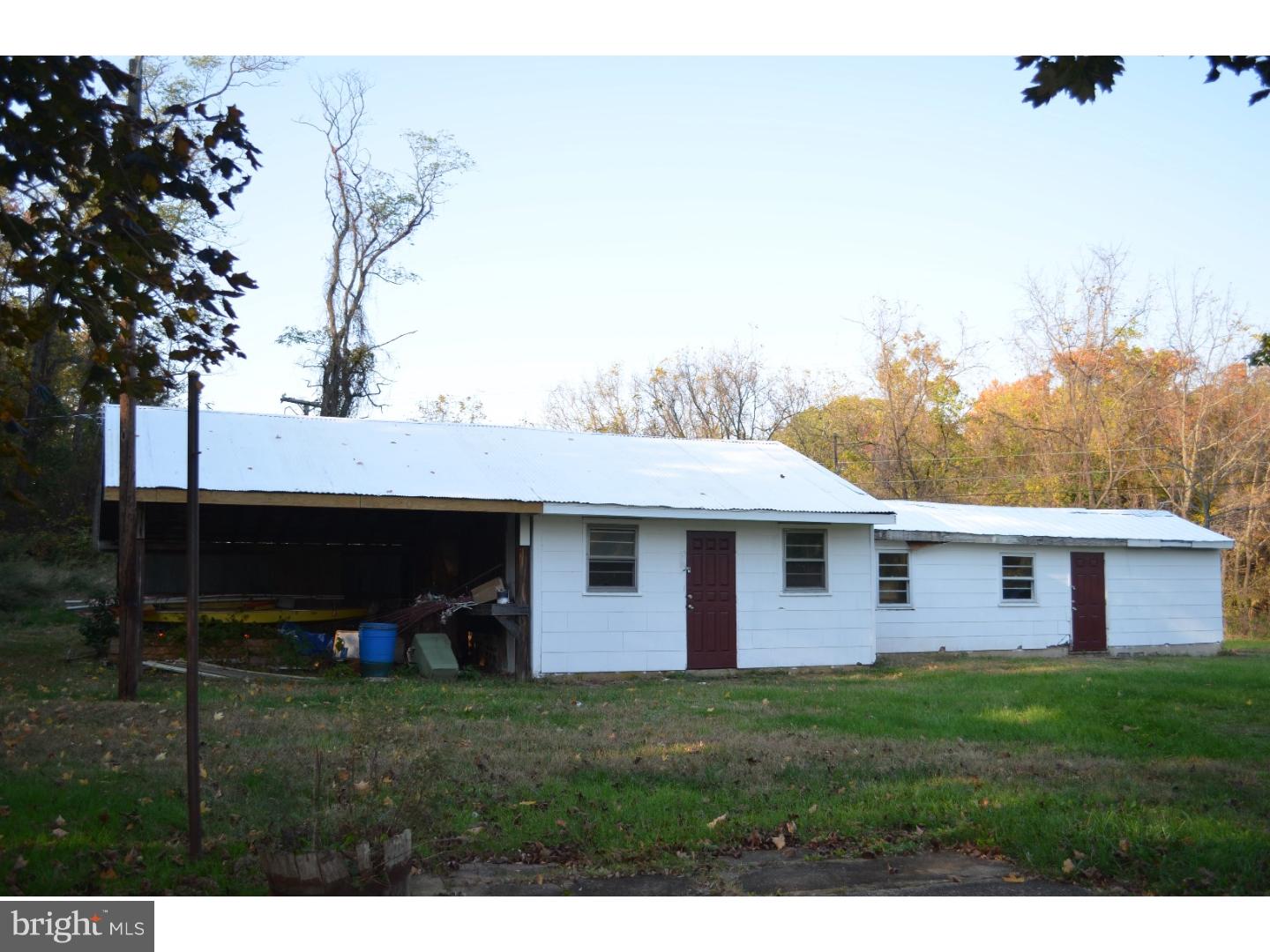 616 Rte 524 Allentown, NJ 08501 - Photo 15 of 18 Storage Shed