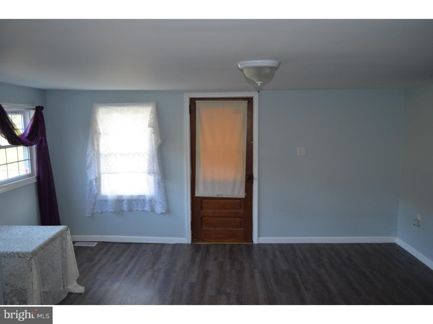616 Rte 524 Allentown, NJ 08501 - Photo 8 of 18 Dining Room