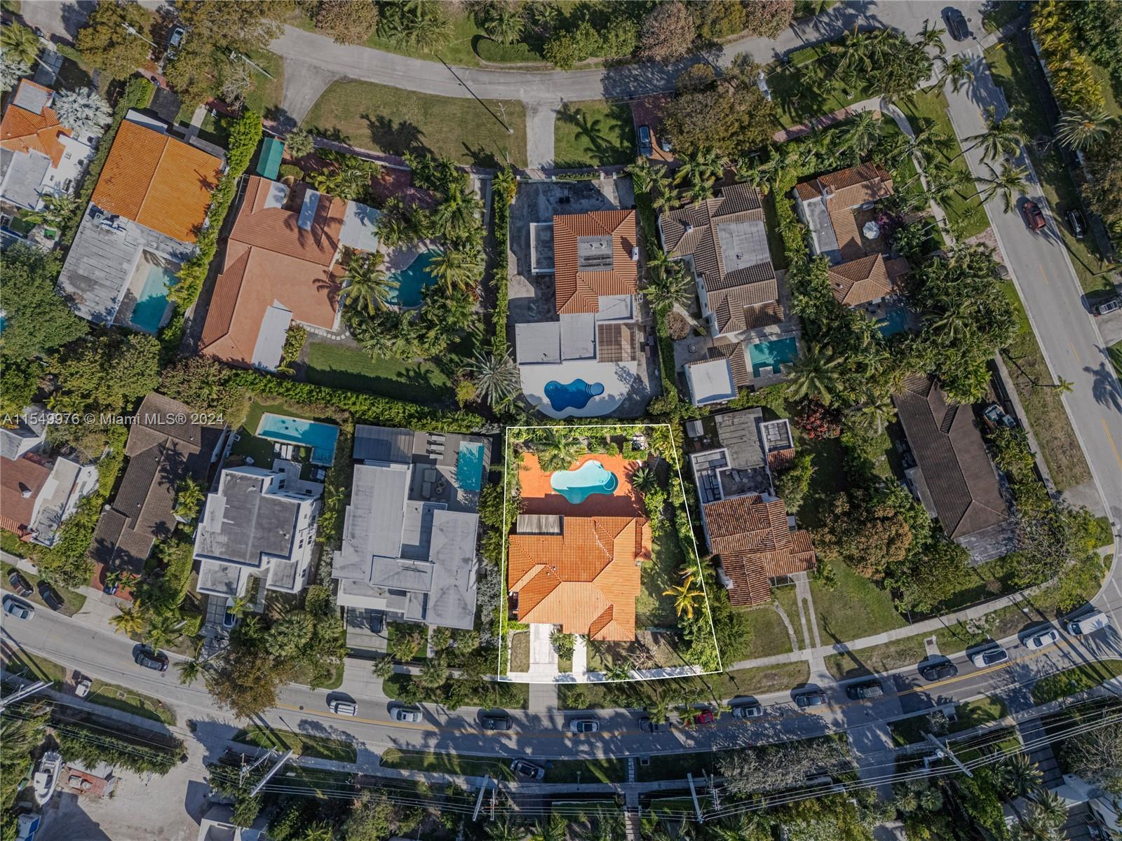 2935 North Bay Road Miami Beach, FL 33140 - Photo 31 of 36 an aerial view of houses with outdoor space