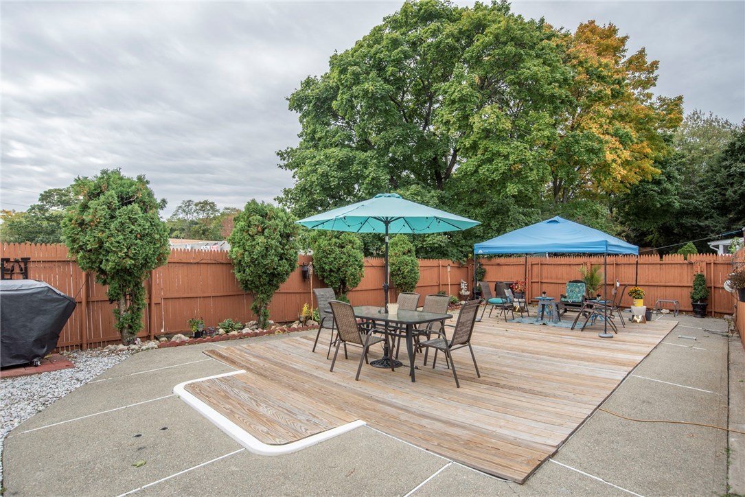 108 George Waterman Road Johnston, RI 02919 - Photo 8 of 33