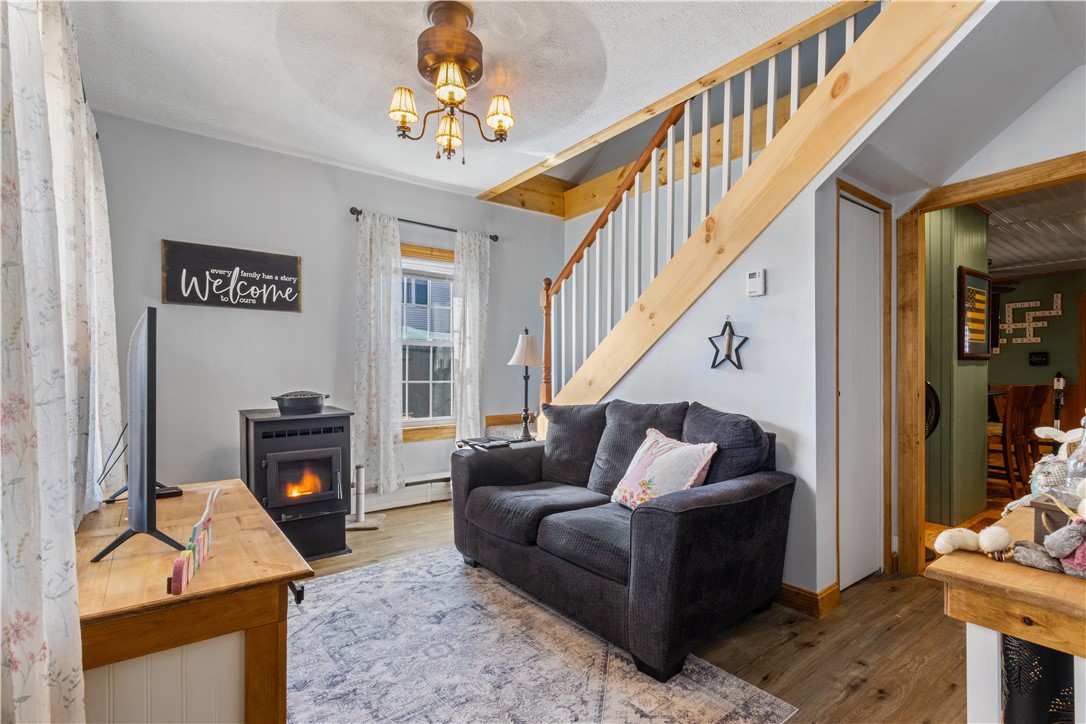 61 McAloon Street Pawtucket, RI 02861 - Photo 2 of 33