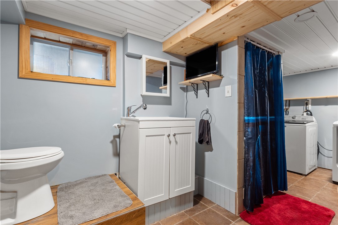 61 McAloon Street Pawtucket, RI 02861 - Photo 25 of 33