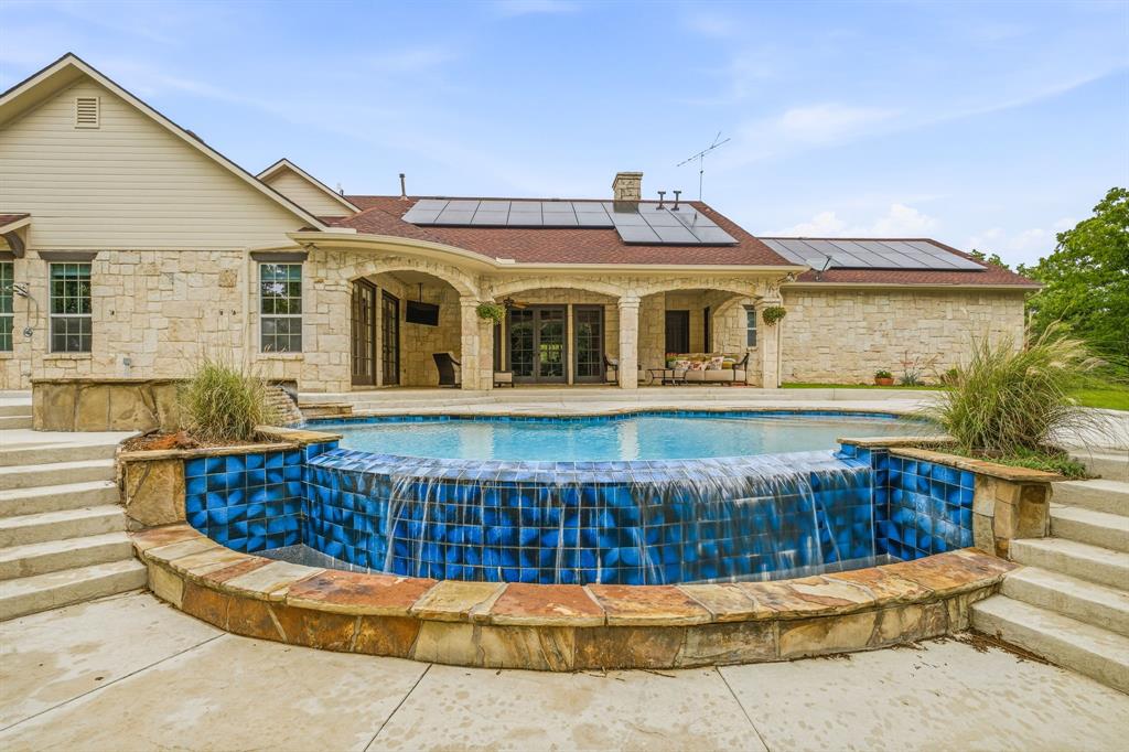 6436 Valley Creek Pilot Point, TX 76258 - Photo 36 of 40 Pool and Deck