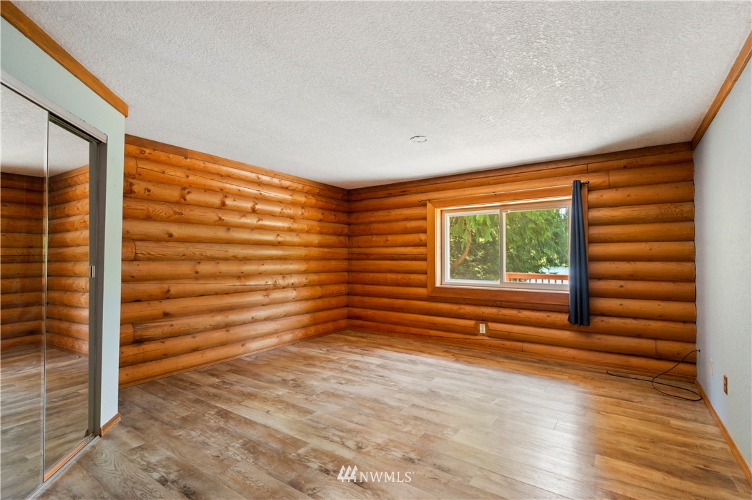 240 East Phillips Lake Loop Road Shelton, WA 98584 - Photo 11 of 35 Gallery Image 11