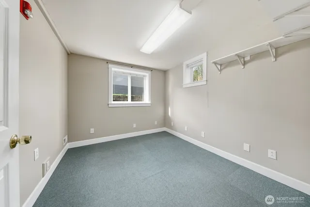 $1,500,000 | 10516 East Riverside Drive, Bothell, WA 98011