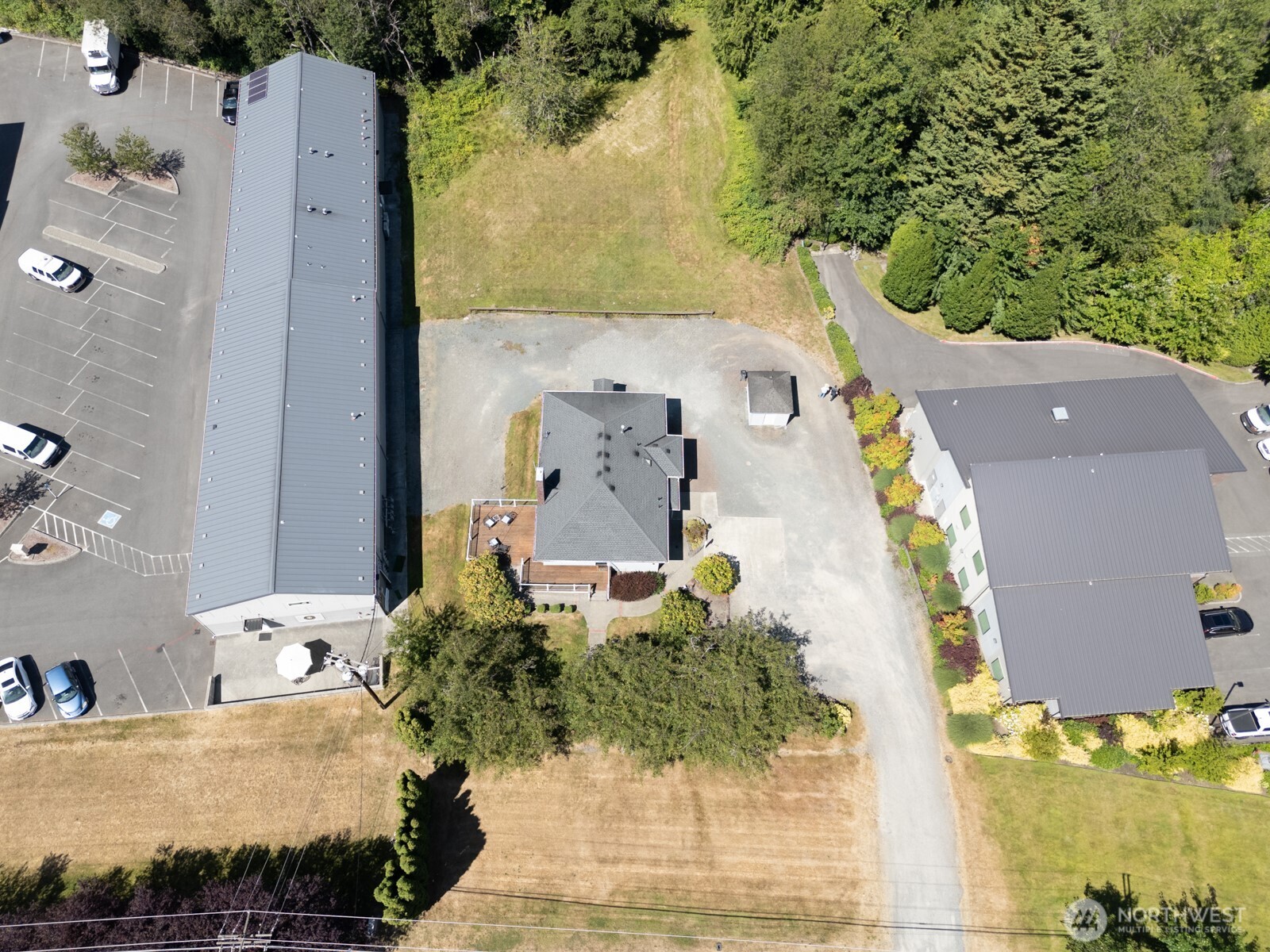 10516 East Riverside Drive Bothell, WA 98011 - Photo 29 of 35