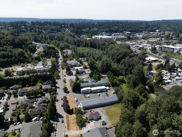 $1,500,000 | 10516 East Riverside Drive, Bothell, WA 98011
