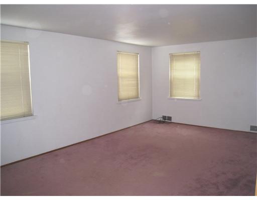 3741 Rural Court East Churchill, PA 15221 - Photo 3 of 15 Living Room.