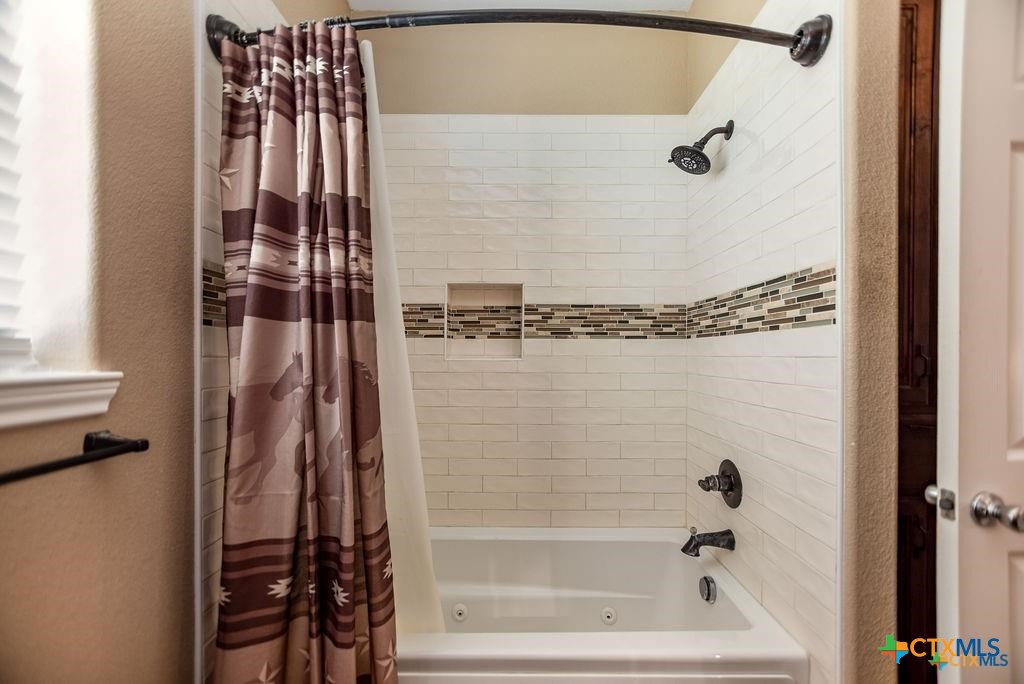 802 Mc Donald Road Port Lavaca, TX 77979 - Photo 34 of 45 a bathroom with a shower