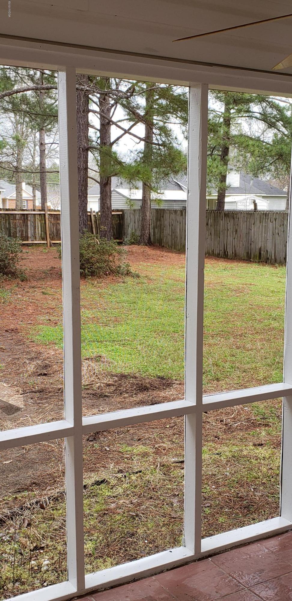 515 Amanda Way Macon, GA 31216 - Photo 30 of 33 a view of a room with a large window
