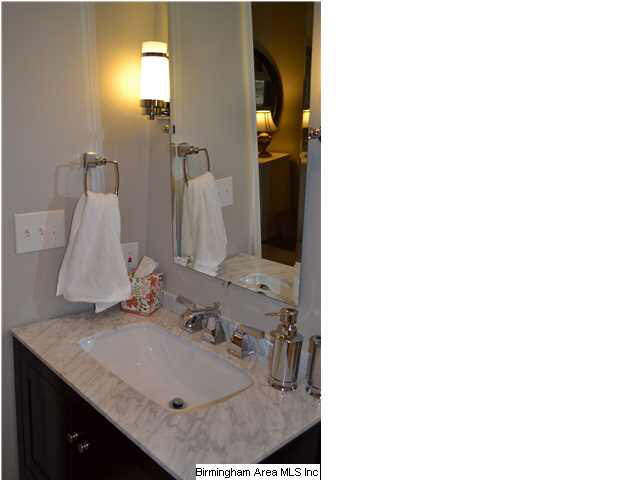 3404 Brookwood Road Birmingham, AL 35223 - Photo 12 of 24 Gallery Image 12