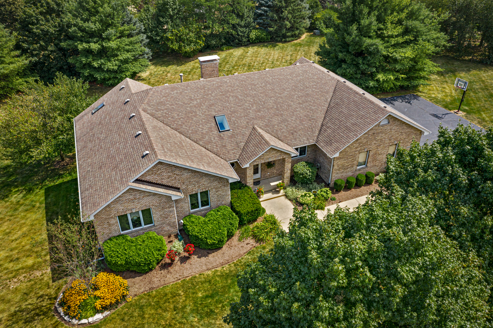 10N875 Oak Ridge Drive Elgin, IL 60124 - Photo 1 of 1