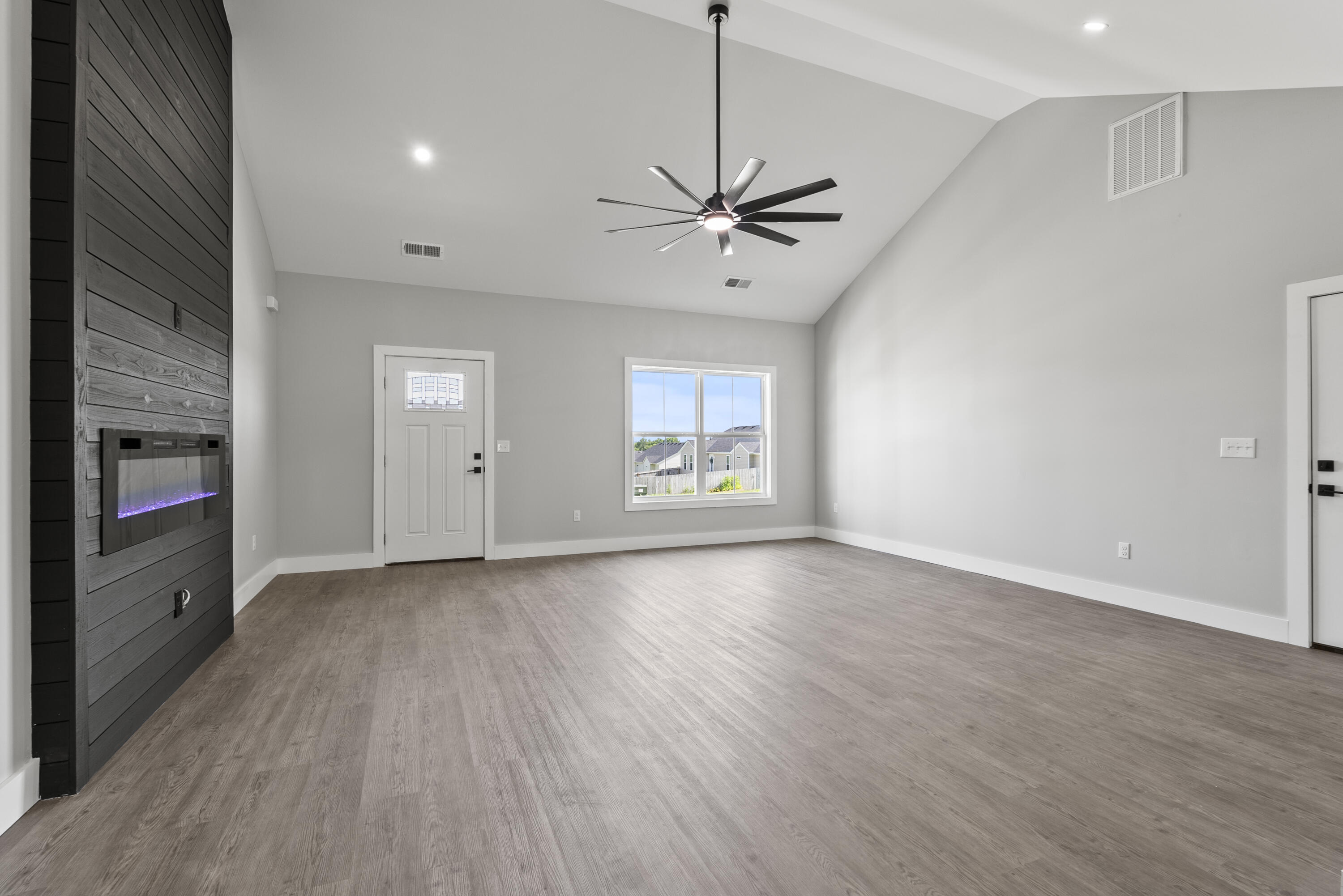 202 Max Cavnes Road Danville, KY 40422 - Photo 7 of 43 12-print-DSC03112