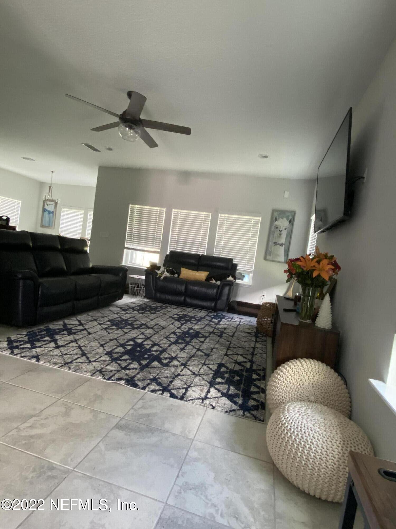 171 Ferndale Way St. Augustine, FL 32092 - Photo 4 of 35 a living room with furniture