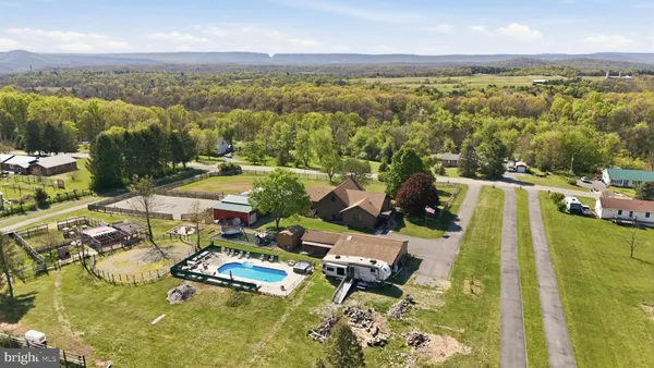 $624,990 | 14507 Heavenly Acres Ridge, Hancock, MD 21750