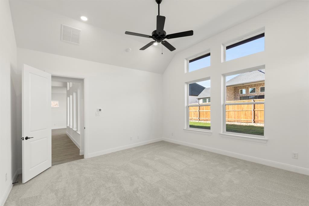 605 Bunchberry Street Justin, TX 76247 - Photo 15 of 28 14. 605 Bunchberry - Primary