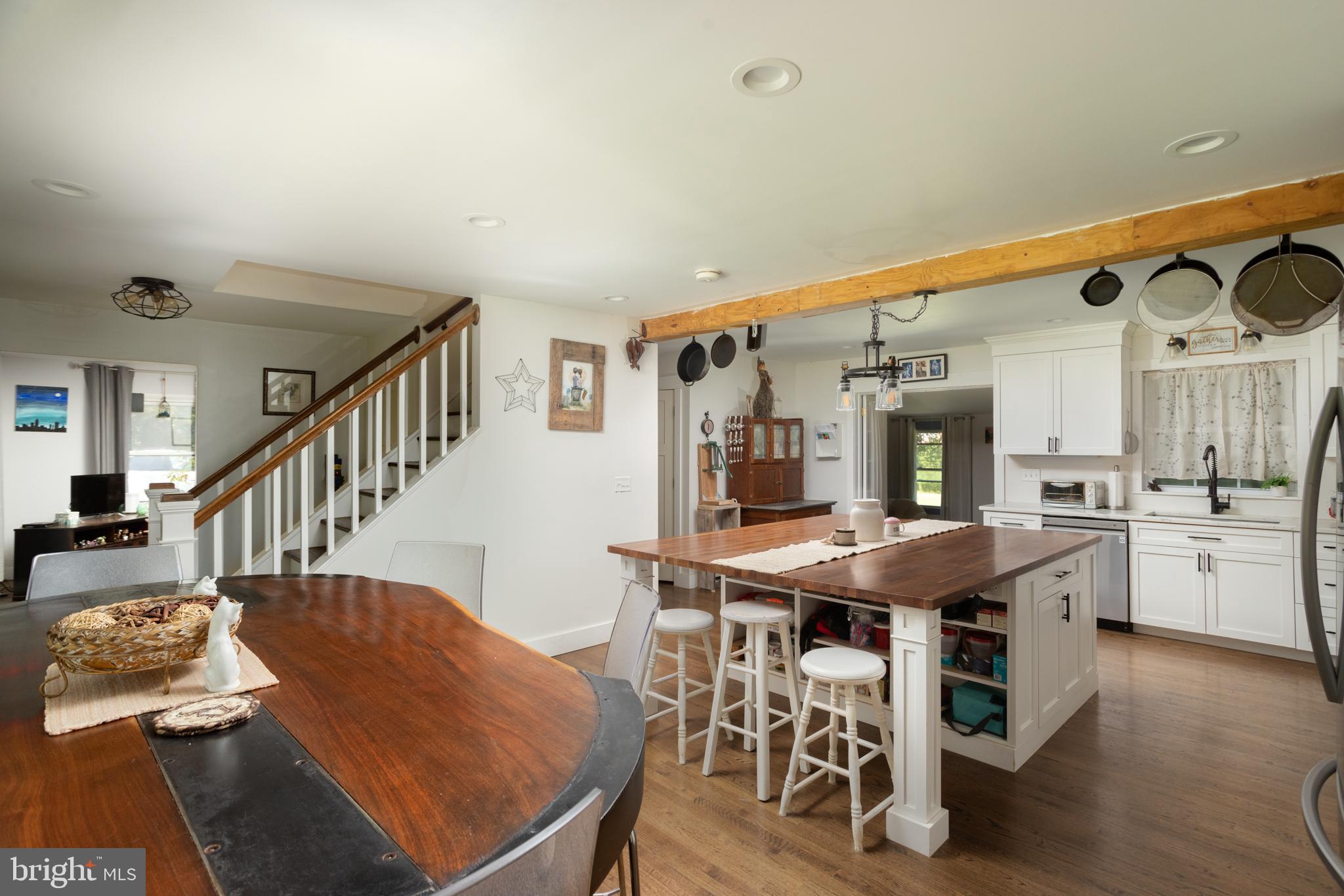 372 Route 526 Road Cream Ridge, NJ 08514 - Photo 7 of 39