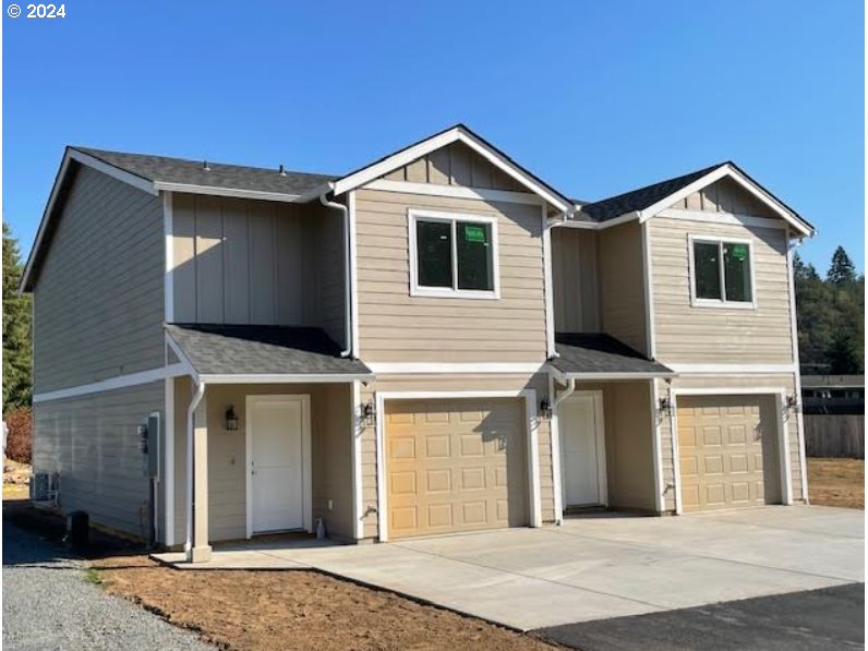 810 Southwest Mayer Street Winlock, WA 98596 - Photo 3 of 28 Gallery Image 3