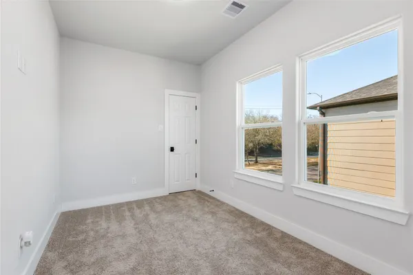 $2,300 | 8430 Grandview Street, Houston, TX 77051