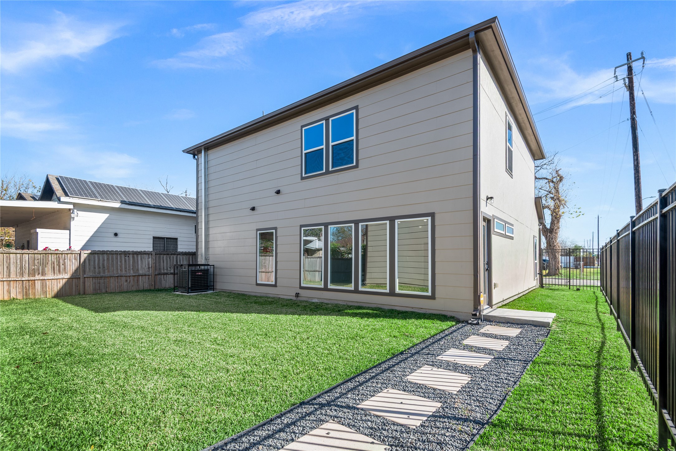 8430 Grandview Street Houston, TX 77051 - Photo 27 of 30