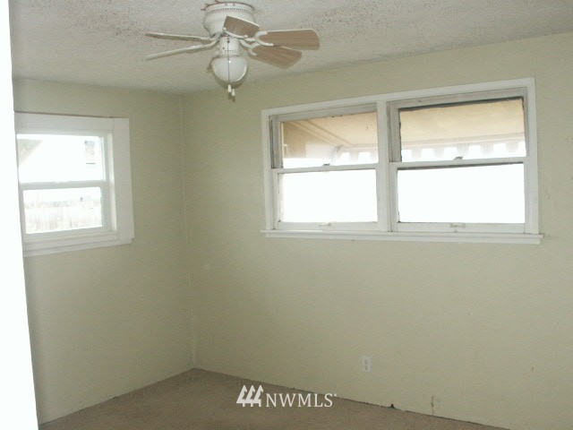323 North Dale Road Moses Lake, WA 98837 - Photo 11 of 17 Gallery Image 11