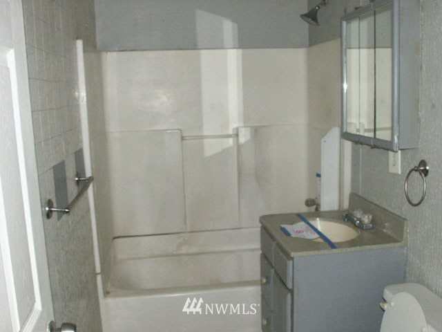323 North Dale Road Moses Lake, WA 98837 - Photo 15 of 17 Gallery Image 15