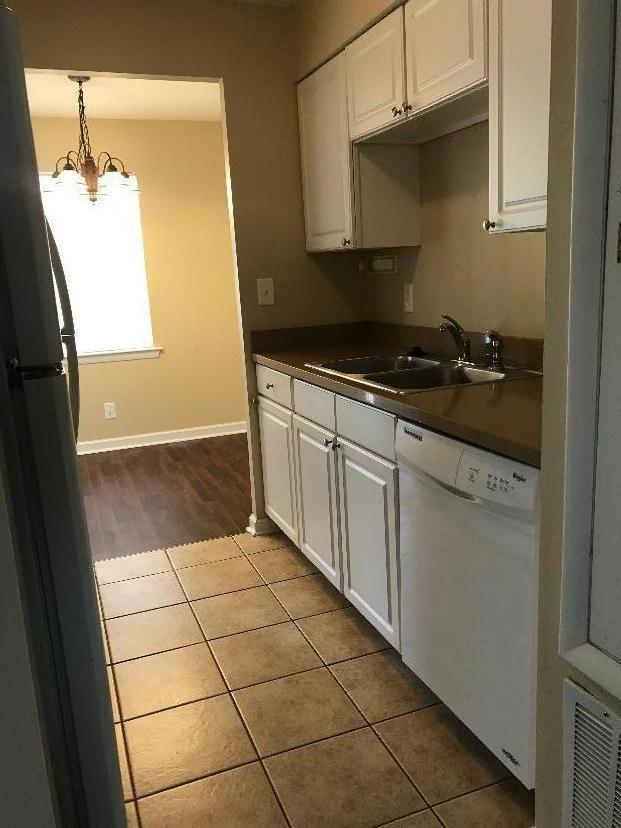 6240 Old Point Road, Unit B6 Hanahan, SC 29410 - Photo 4 of 9 canvas1