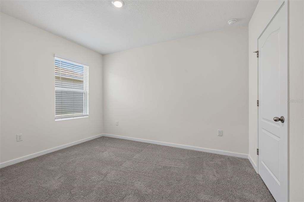 2893 House Finch Road Harmony, FL 34773 - Photo 35 of 84