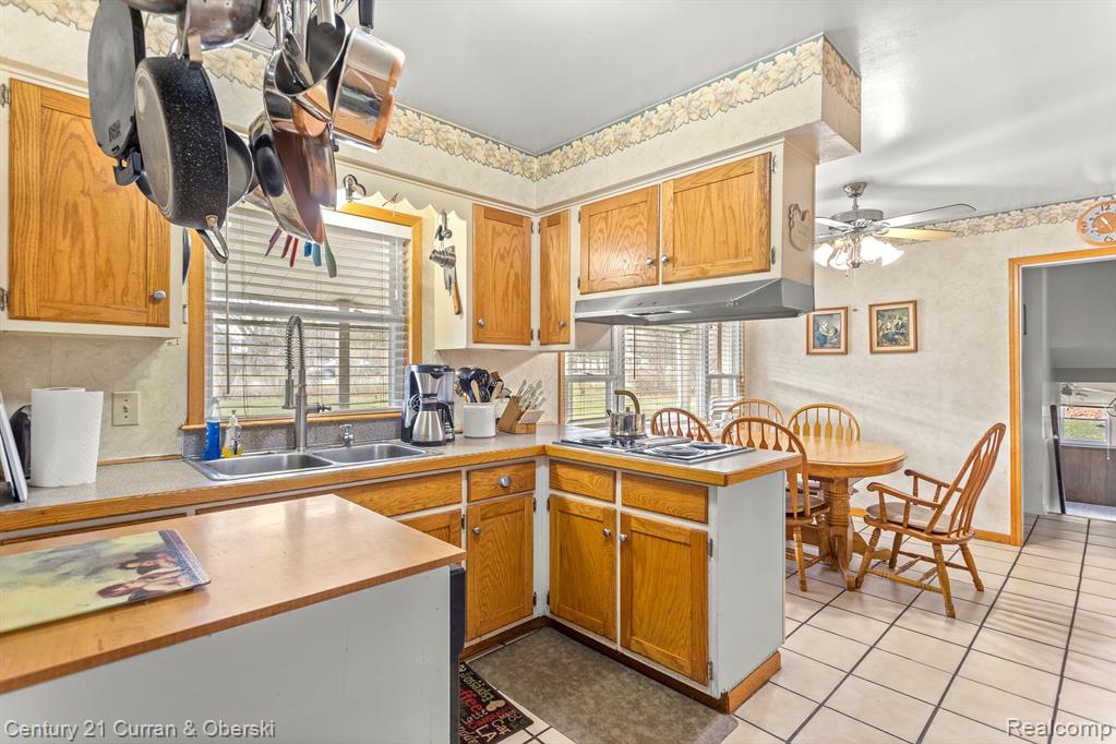 5418 Calkins Road Flint, MI 48532 - Photo 19 of 28