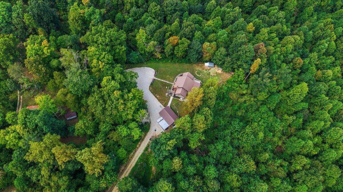 9653 McKee Road Irvine, KY 40336 - Photo 53 of 62 53-DJI_20260908132803_0020_D