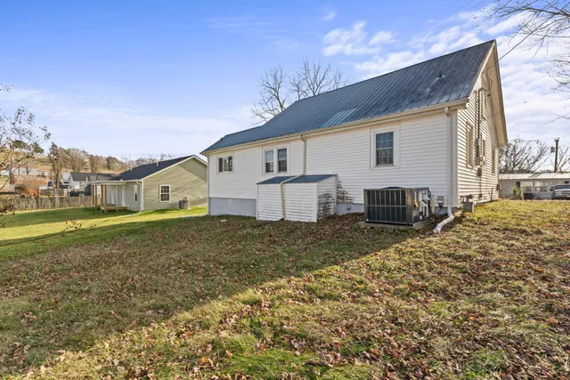 $249,900 | 922 Trail Street, Woodbury, TN 37190