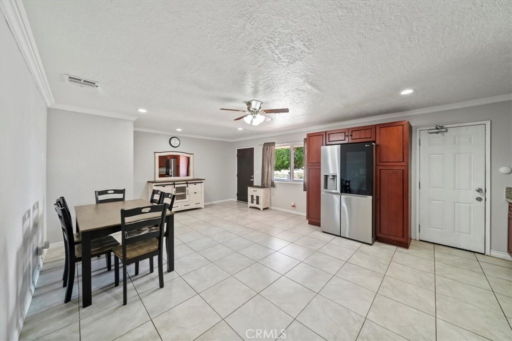 20548 Neuralia Road California City, CA 93505 - Photo 25 of 49 a view of a dining room with furniture