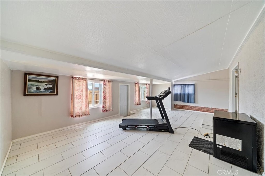 20548 Neuralia Road California City, CA 93505 - Photo 28 of 49 a view of a room with gym equipment