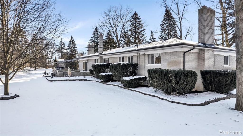 1781 Mackwood Road Rochester Hills, MI 48307 - Photo 7 of 39
