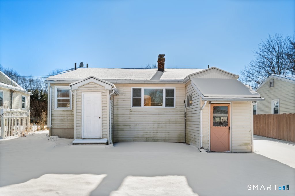 71 Welland Avenue Waterbury, CT 06708 - Photo 6 of 34