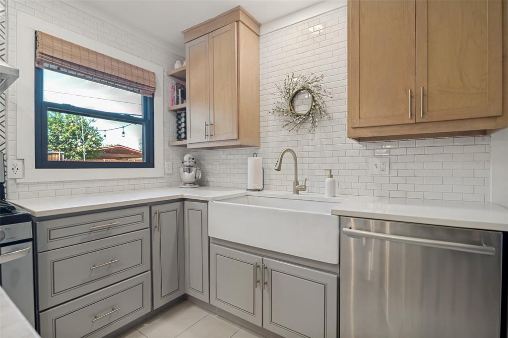 11363 Rupley Lane Dallas, TX 75218 - Photo 13 of 28 Gallery Image 13