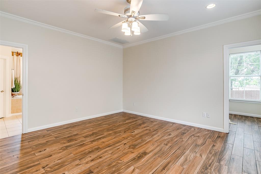 2314 West Rosedale Street South Fort Worth, TX 76110 - Photo 22 of 40
