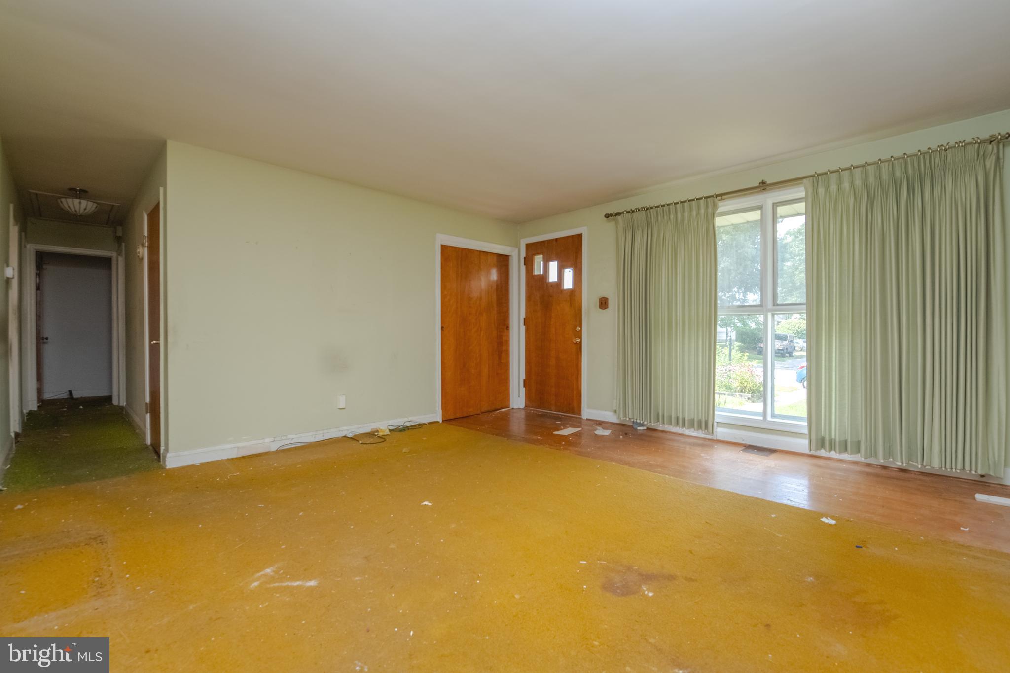 37 Othoridge Road Lutherville-Timonium, MD 21093 - Photo 3 of 34 Gallery Image 3