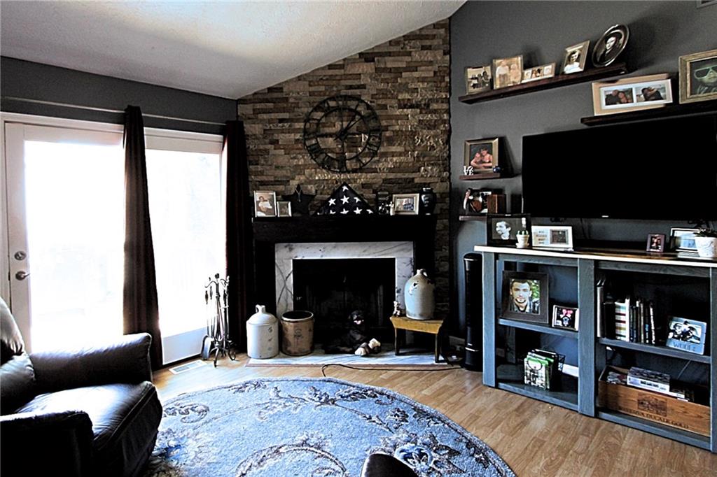 5854 RidgeHill Way Avon, IN 46123 - Photo 4 of 16 Gallery Image 4