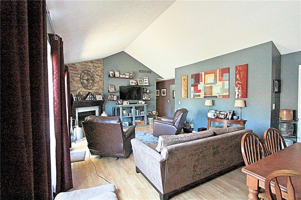 5854 RidgeHill Way Avon, IN 46123 - Photo 5 of 16 Gallery Image 5