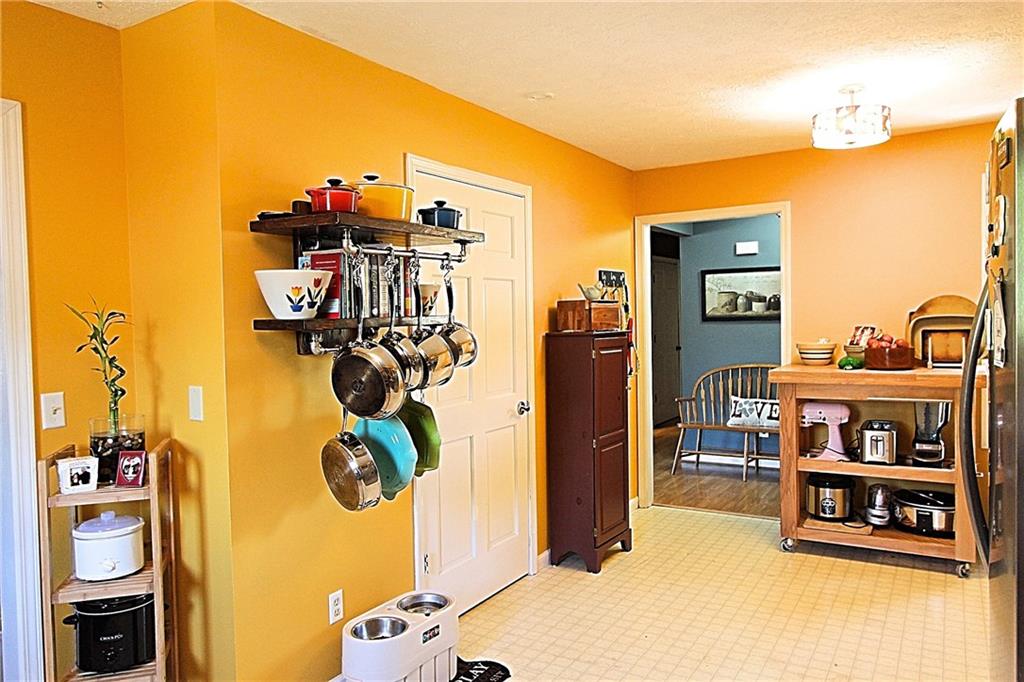 5854 RidgeHill Way Avon, IN 46123 - Photo 10 of 16 Gallery Image 10
