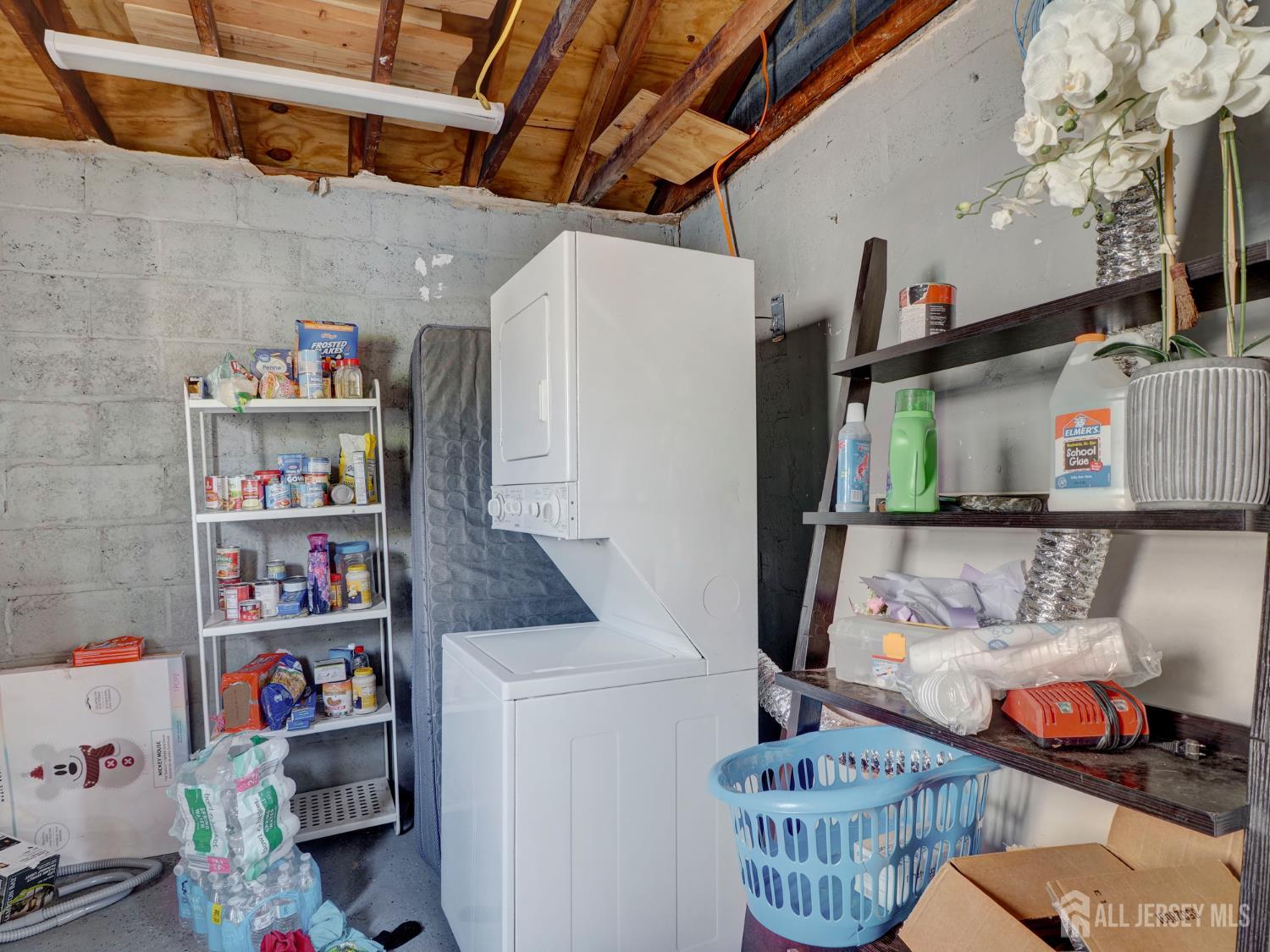 382 Douglas Road Roselle, NJ 07203 - Photo 25 of 30