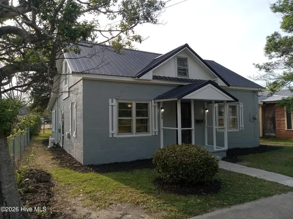 $129,900 | 518 South Brown Street, Chadbourn, NC 28431