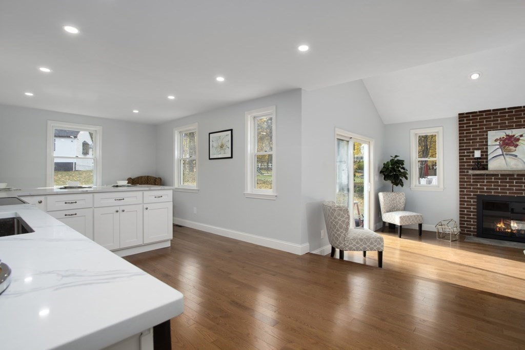 1 Fall Way Lynnfield, MA 01940 - Photo 11 of 38 Gallery Image 11