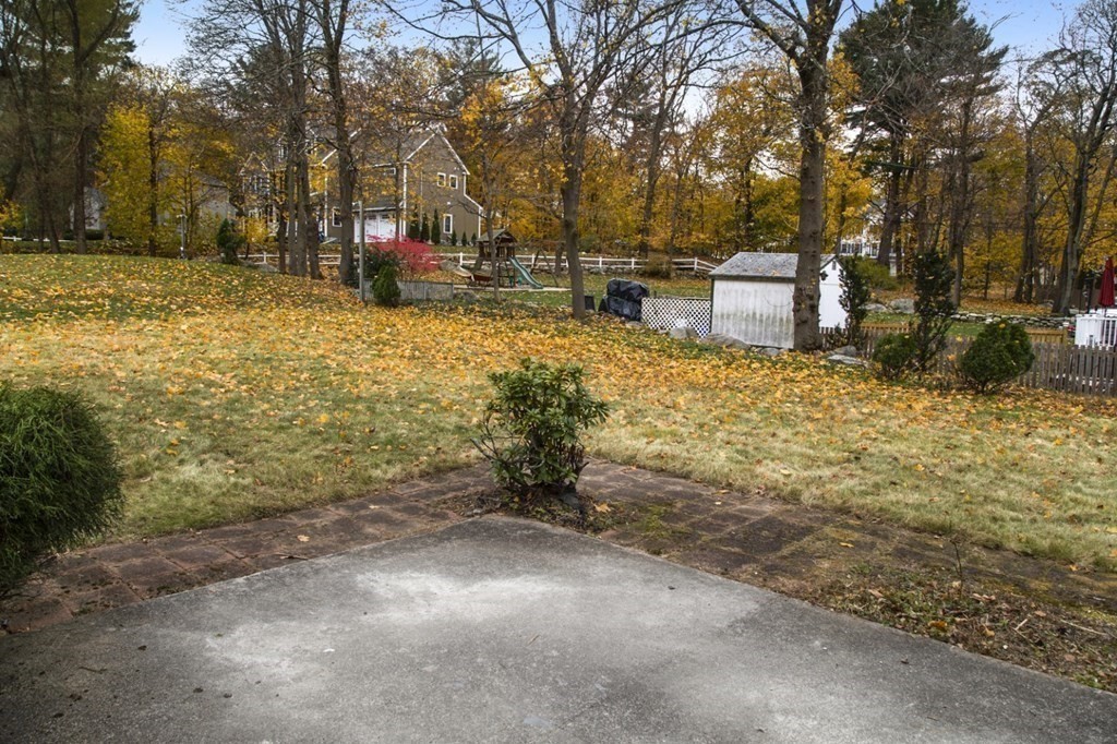 1 Fall Way Lynnfield, MA 01940 - Photo 33 of 38 Gallery Image 33