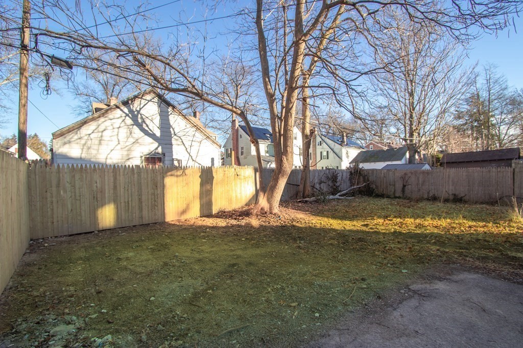 35 Eton Street Springfield, MA 01108 - Photo 41 of 42 Gallery Image 41