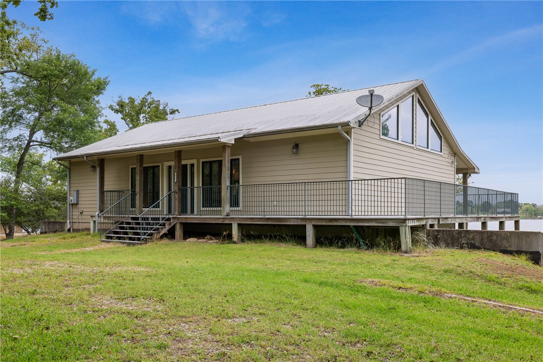 10959 Clyde Acord Road Franklin, TX 77856 - Photo 7 of 39