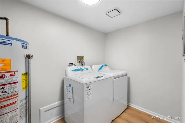 $325,000 | 1349 East Evergreen Drive, Unit 4, Palatine, IL 60074