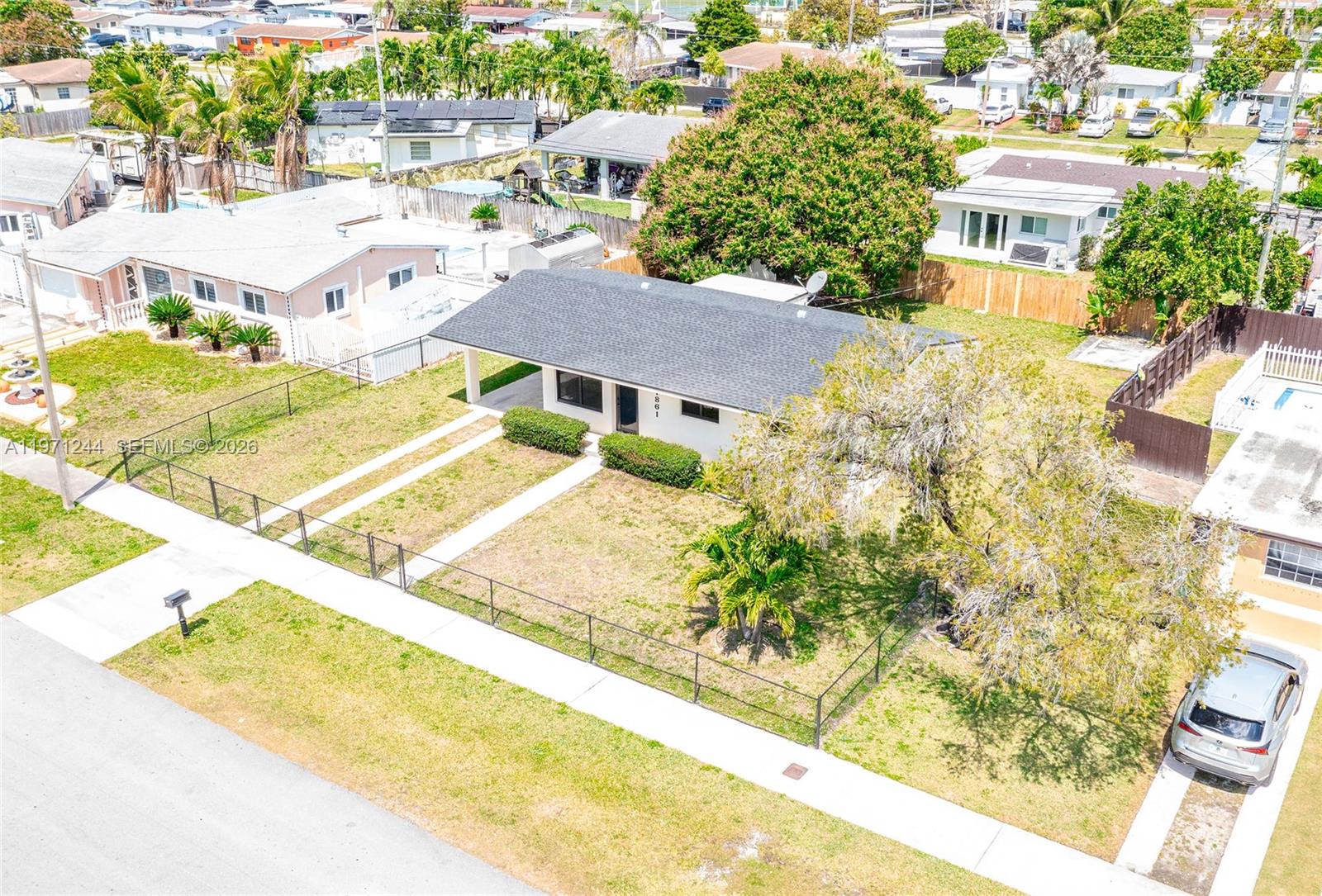 11861 Southwest 185th Terrace Miami, FL 33177 - Photo 29 of 34